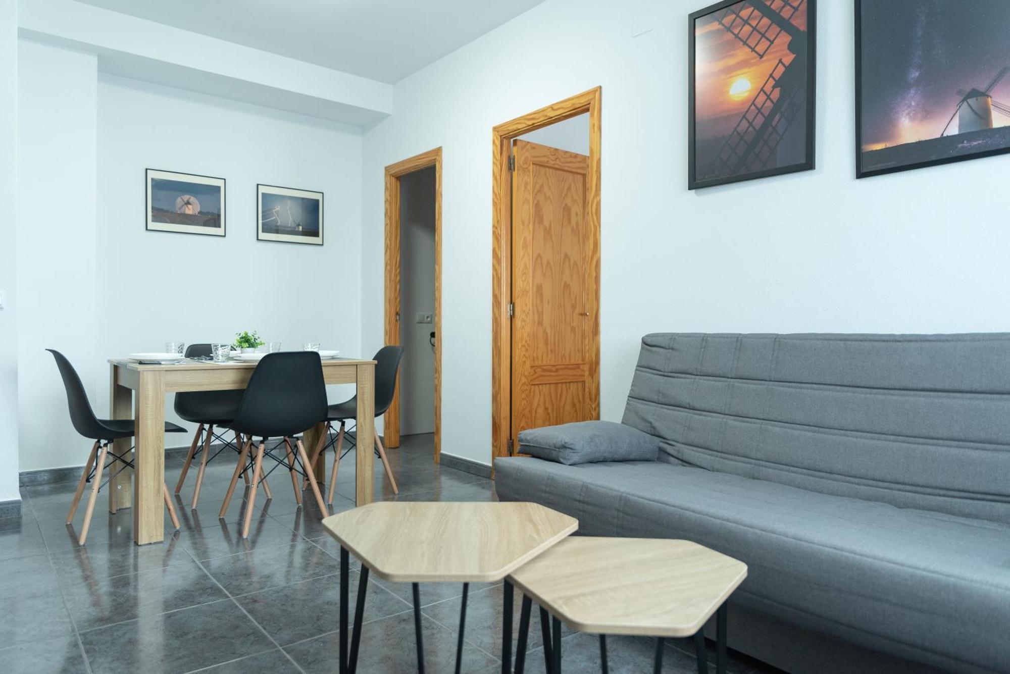 Apartamentos La Mota - Centrico Mota Del Cuervo Exteriér fotografie
